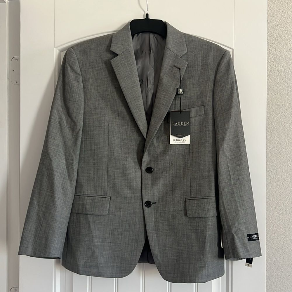 Ralph Lauren Classic Fit Suit Jacket in Light Grey, NWT, Size 40 Short - Picture 2 of 10